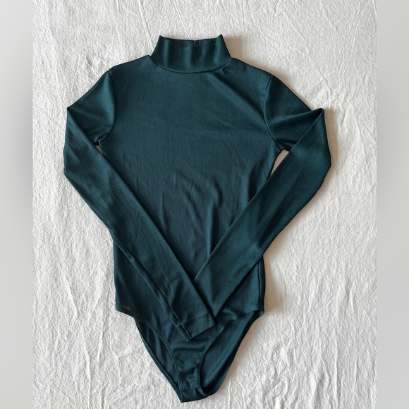 Mockneck Bodysuit - Picture 4 of 4